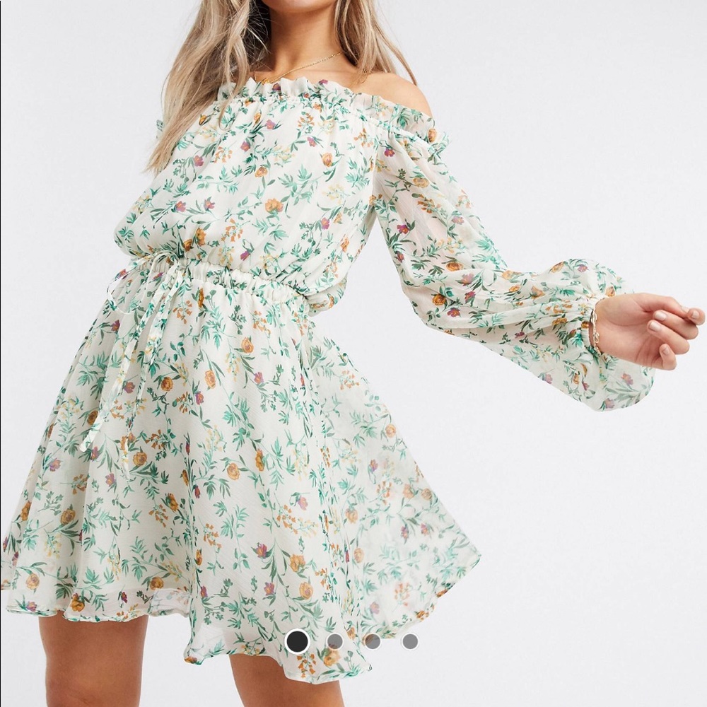 Cute asos design dress, never worn!
